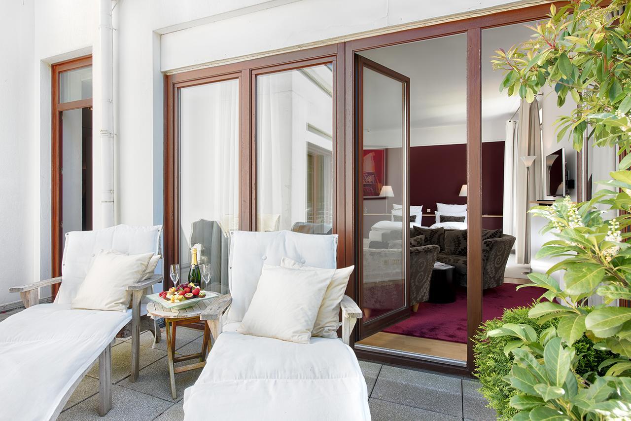 Privathotel Lindtner Hamburg Ngoại thất bức ảnh A suite at the Mandarin Oriental, Munich