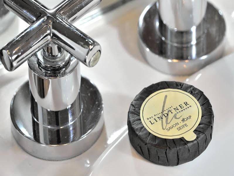 Privathotel Lindtner Hamburg Ngoại thất bức ảnh Soap in a soap dish